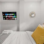 East Passyunk Trendy Apartment